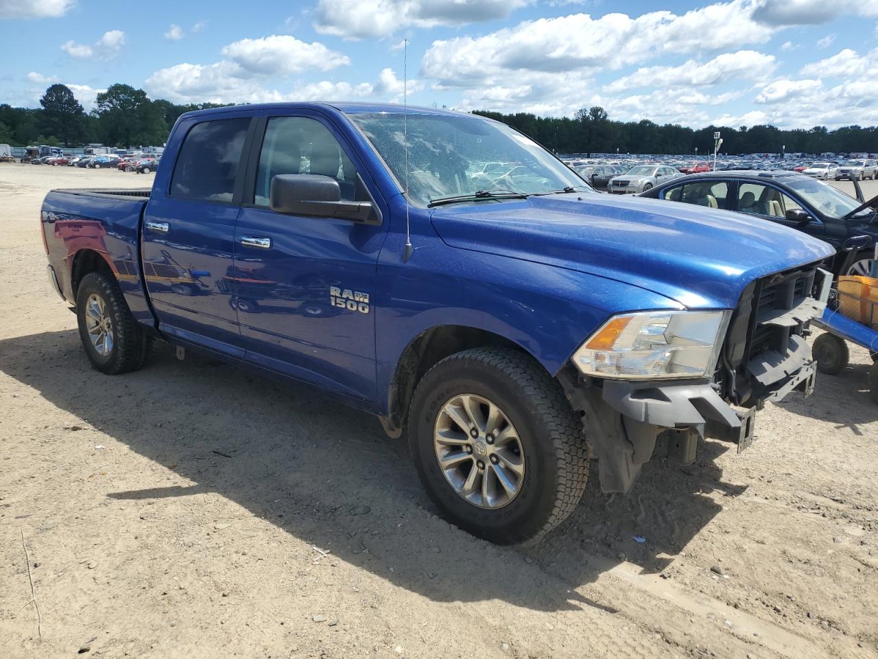 1C6RR6LG5ES345164 2014 Ram 1500 Slt