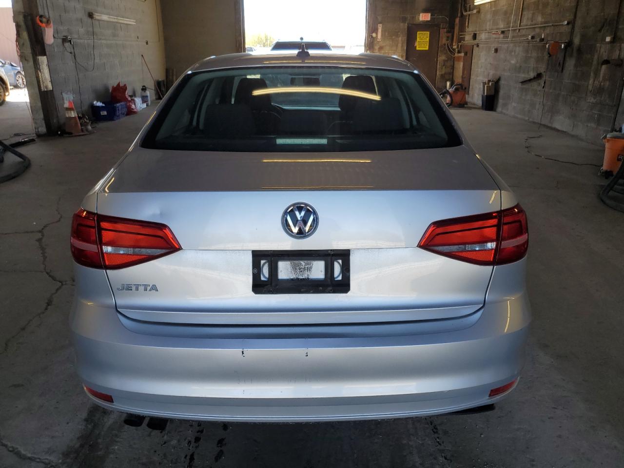 3VW2K7AJ2FM301407 2015 Volkswagen Jetta Base