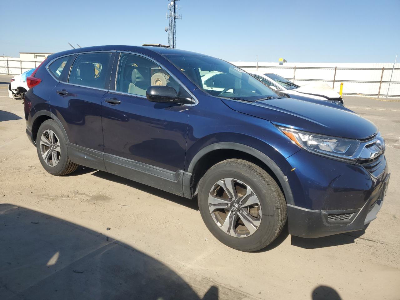 2HKRW6H36HH220975 2017 Honda Cr-V Lx