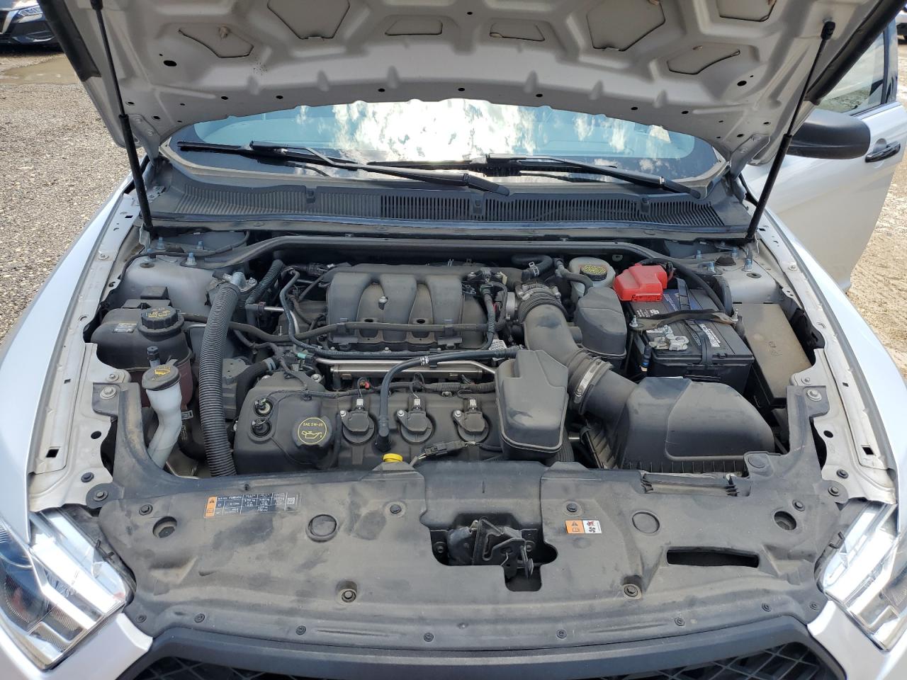 1FAHP2L83JG104282 FORD TAURUS 2018