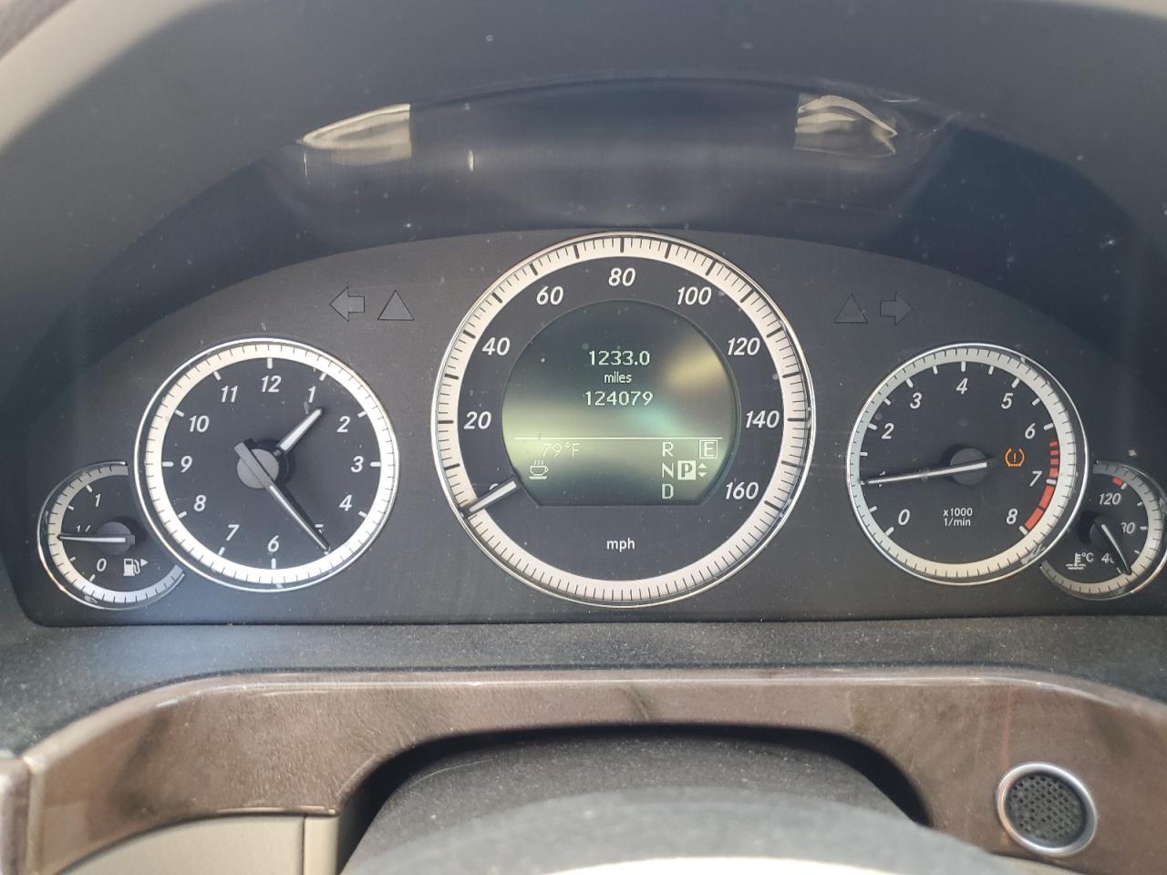 WDDHF5GB8BA452674 2011 Mercedes-Benz E 350