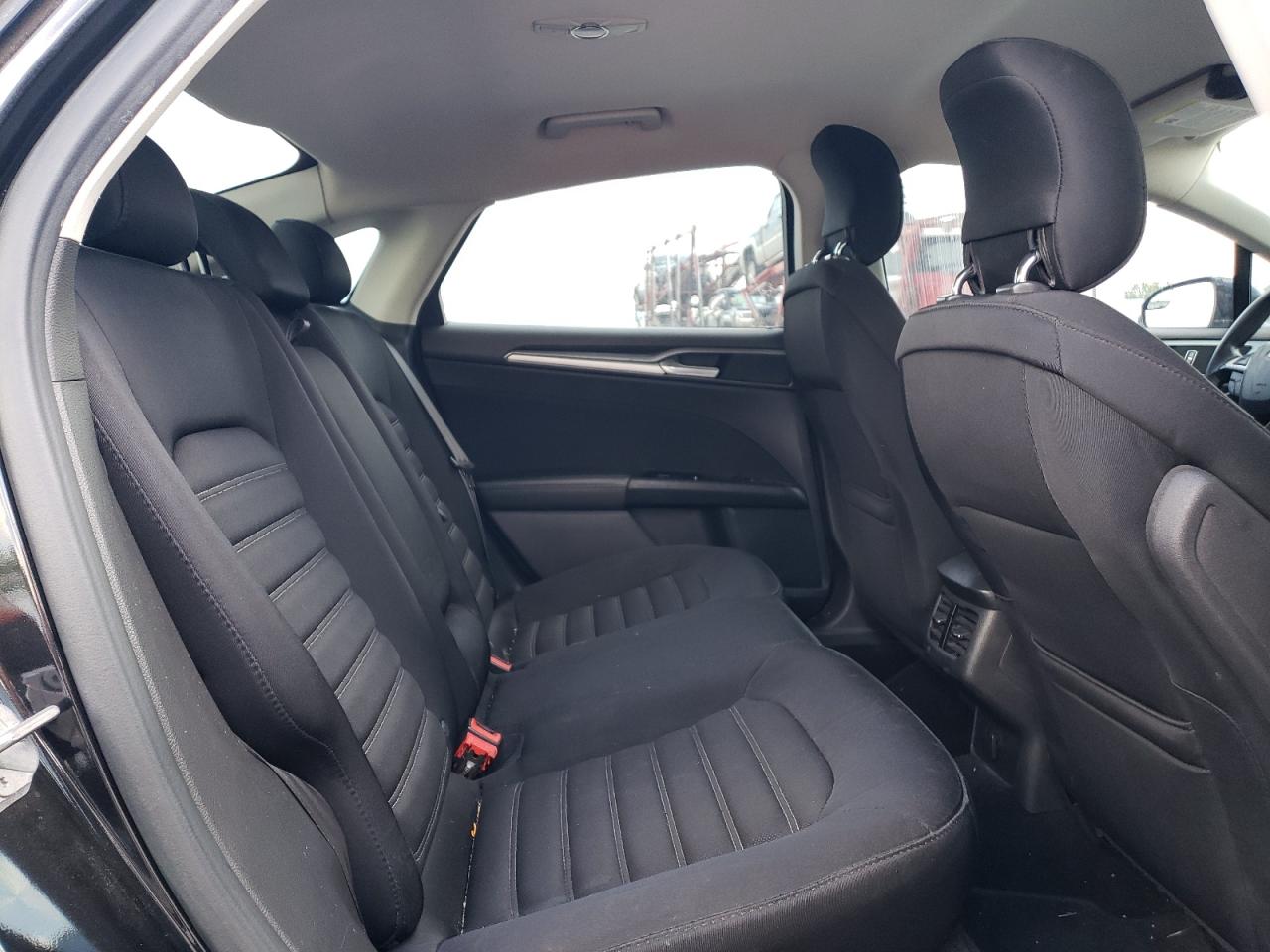 1FA6P0H7XE5396848 2014 Ford Fusion Se