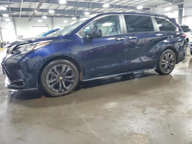 5TDXRKEC6NS075759 Toyota Sienna XSE