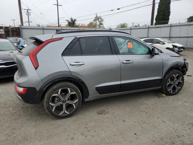 KNDCR3LE9R5143251 Kia Niro EX 3