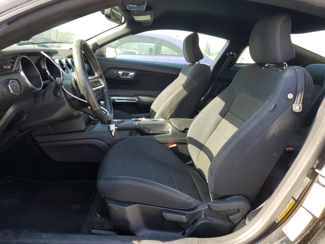 1FA6P8AM8G5328257 2016 Ford Mustang