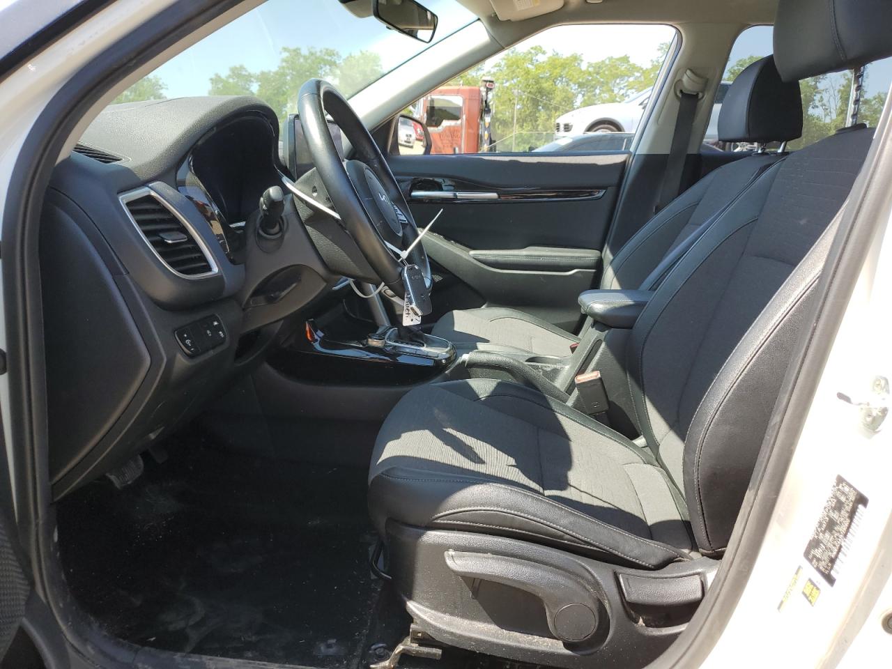 KNDEUCAA1N7290900 2022 Kia Seltos S