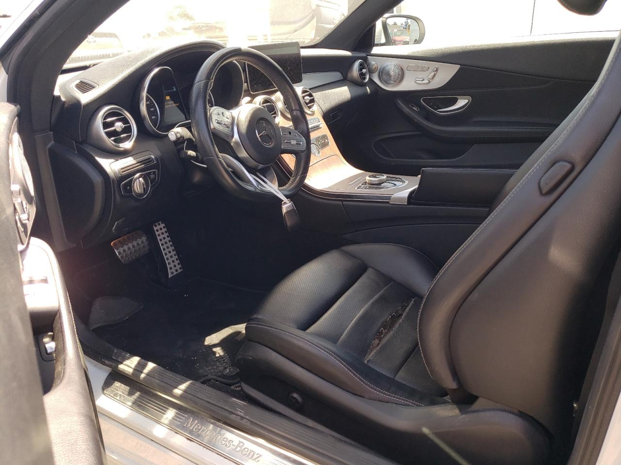 WDDWJ8DB2KF775844 2019 Mercedes-Benz C 300