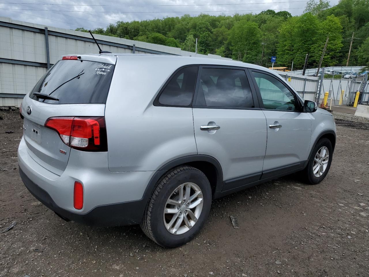 5XYKT3A65FG568980 2015 Kia Sorento Lx