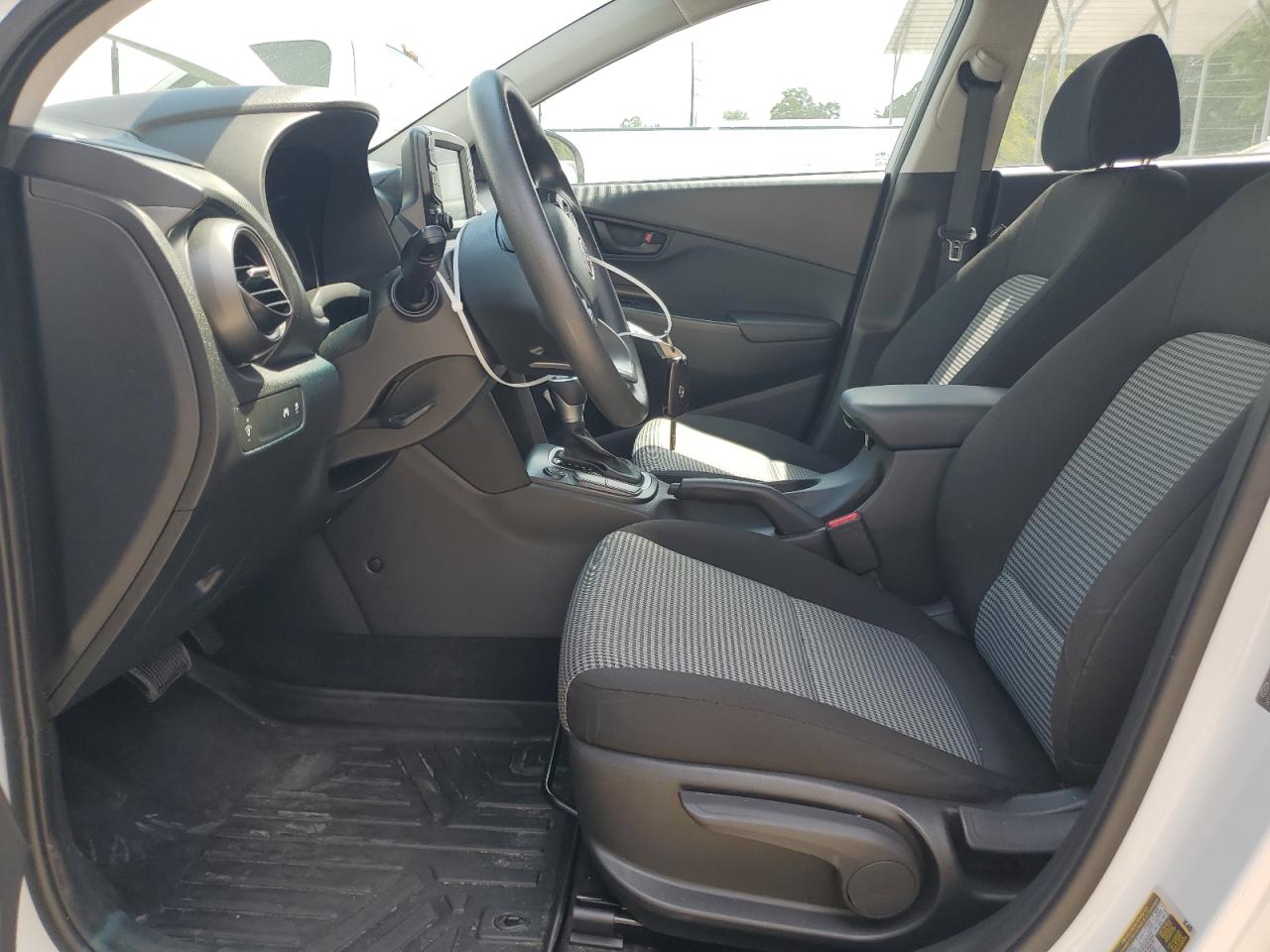 KM8K12AA2KU296073 2019 Hyundai Kona Se