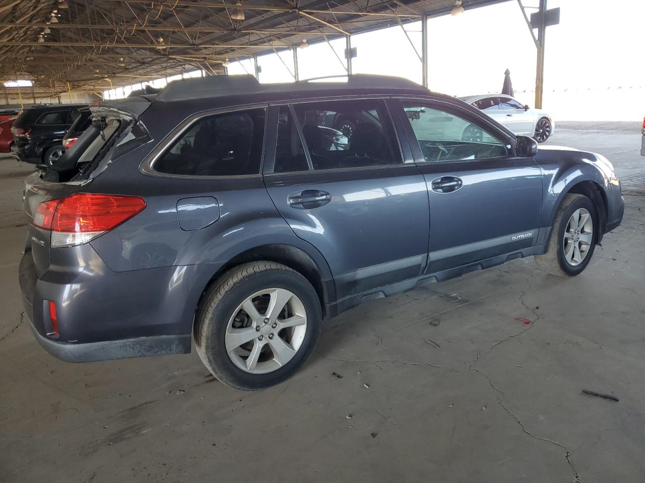 4S4BRBCC3E3277565 2014 Subaru Outback 2.5I Premium