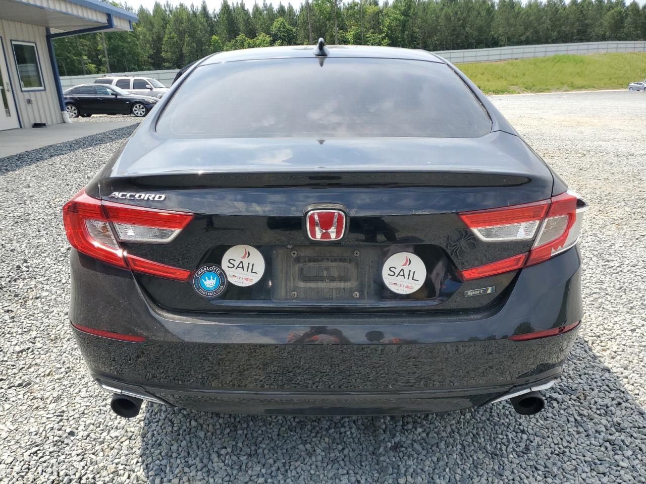 1HGCV1F18JA120307 2018 Honda Accord Lx