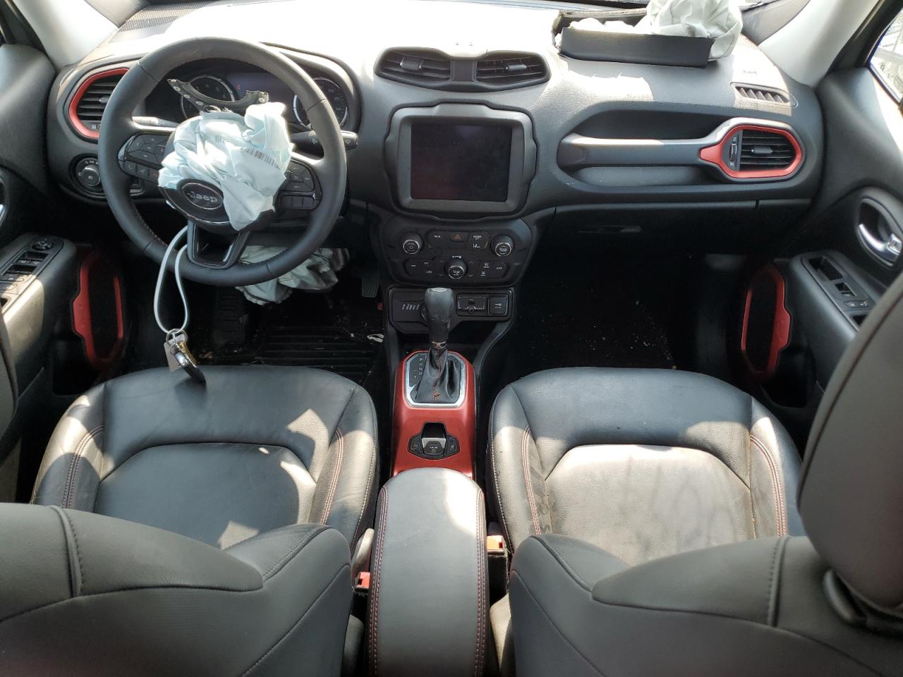 ZACNJDC14NPN70094 2022 Jeep Renegade Trailhawk