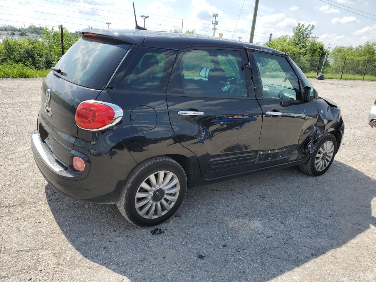 ZFBCFAAH4HZ040047 2017 Fiat 500L Pop