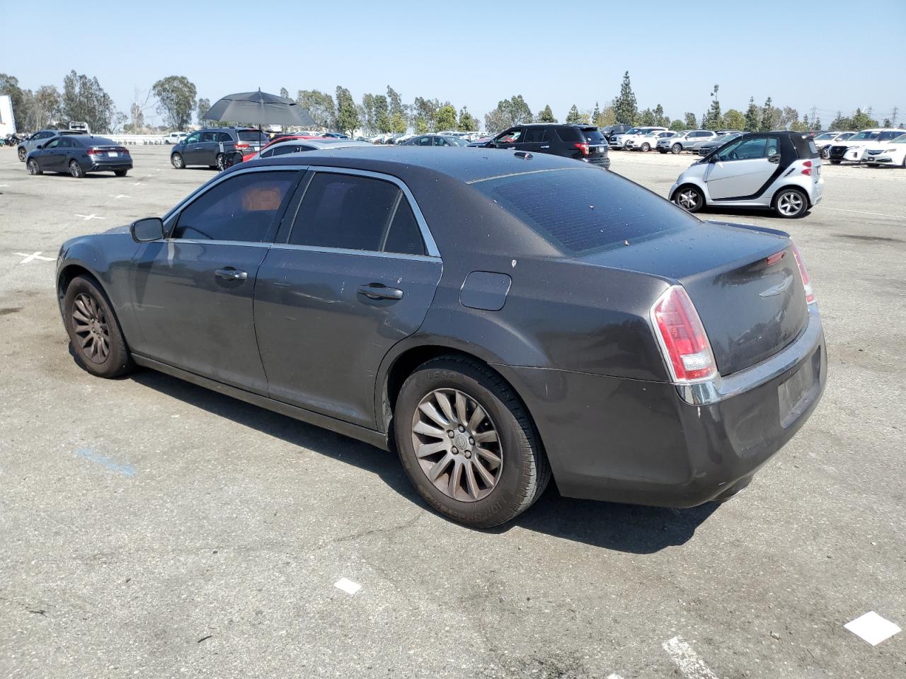 2013 Chrysler 300 vin: 2C3CCAAG8DH569190