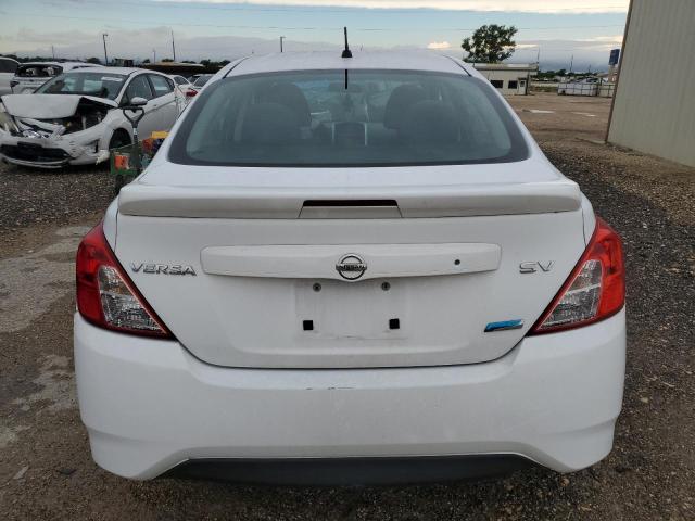 2015 Nissan Versa S VIN: 3N1CN7AP8FL857409 Lot: 57050024