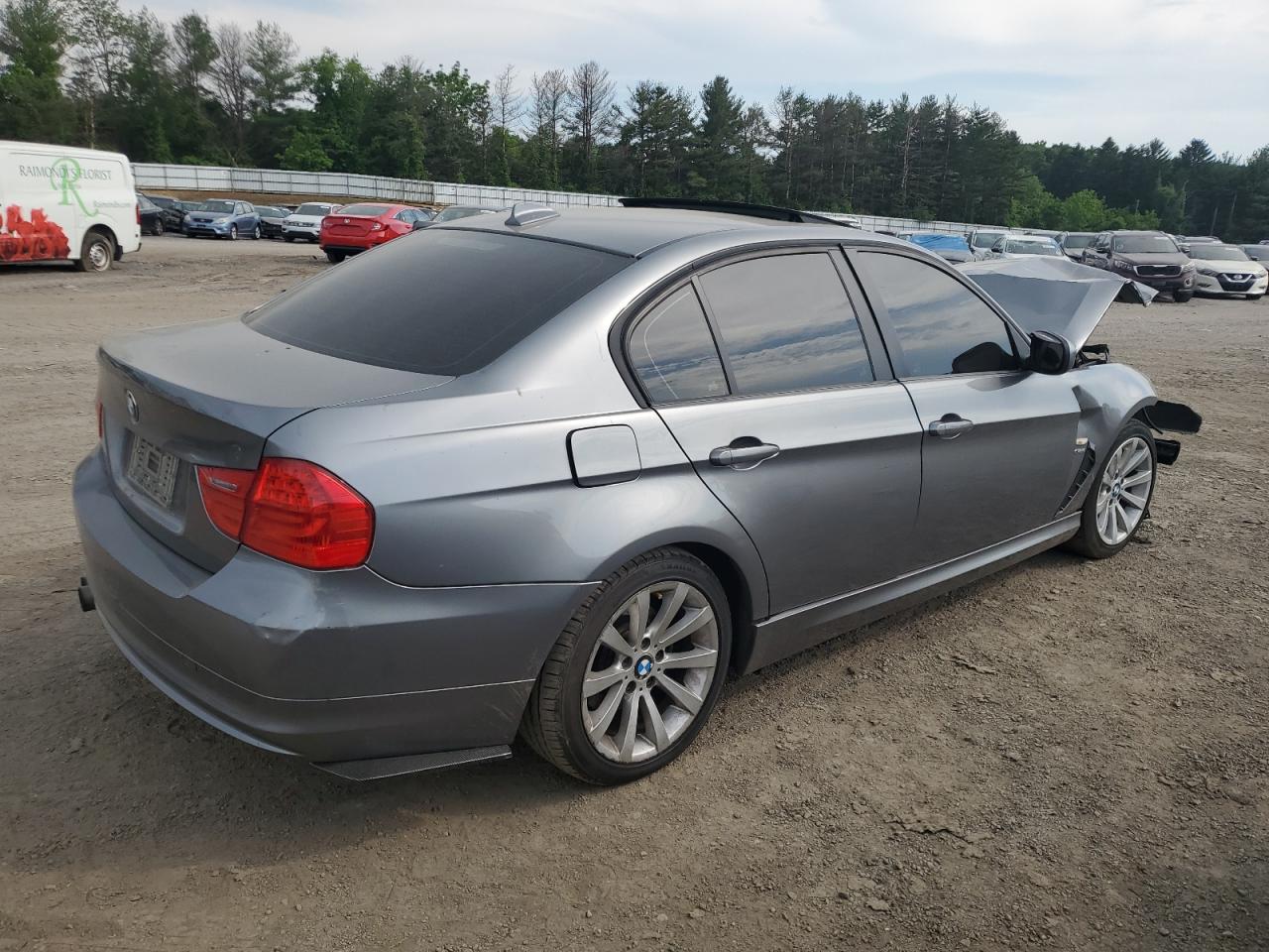 WBAPK7G53BNN86621 2011 BMW 328 Xi