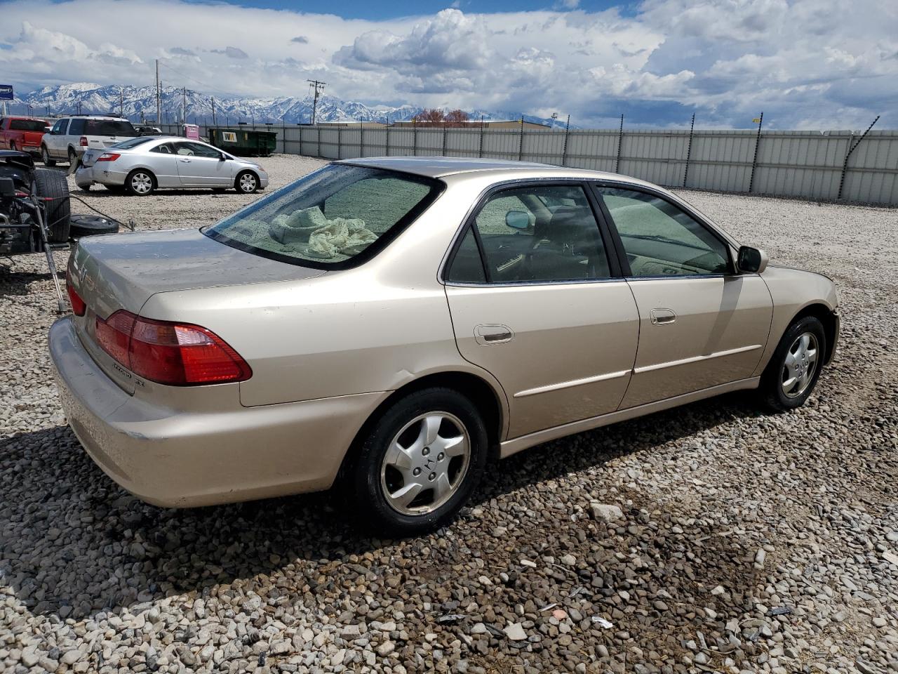 JHMCG5652YC040131 2000 Honda Accord Ex