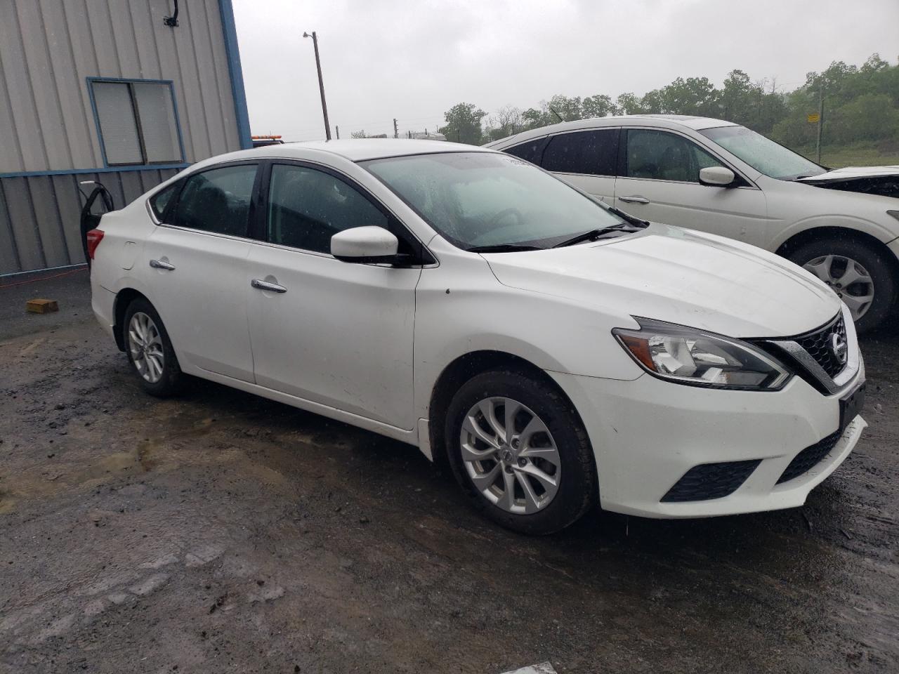 3N1AB7AP1JY273185 2018 Nissan Sentra S