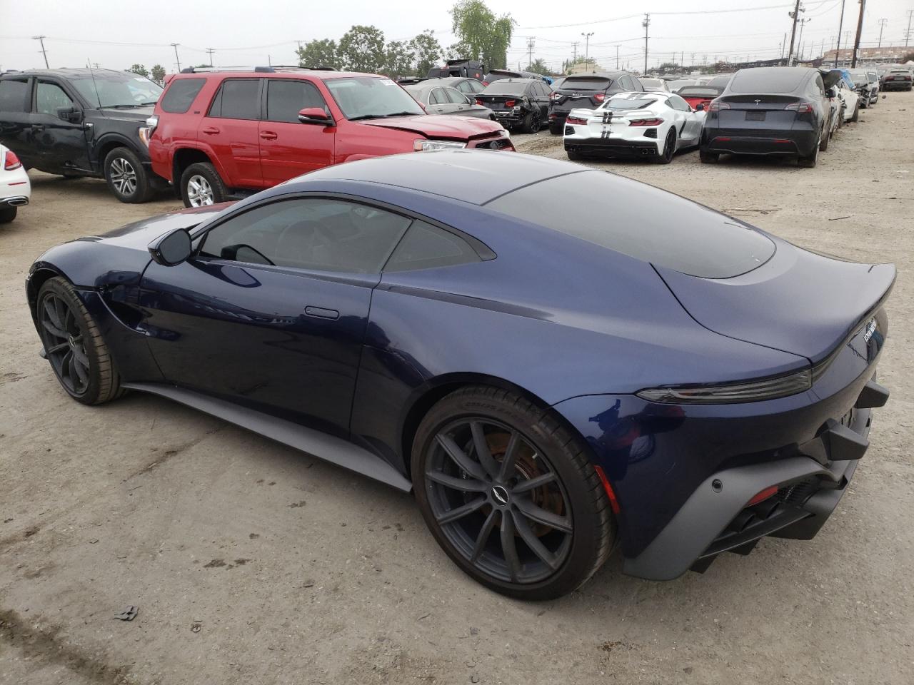 2020 Aston Martin Vantage vin: SCFSMGAWXLGN03623