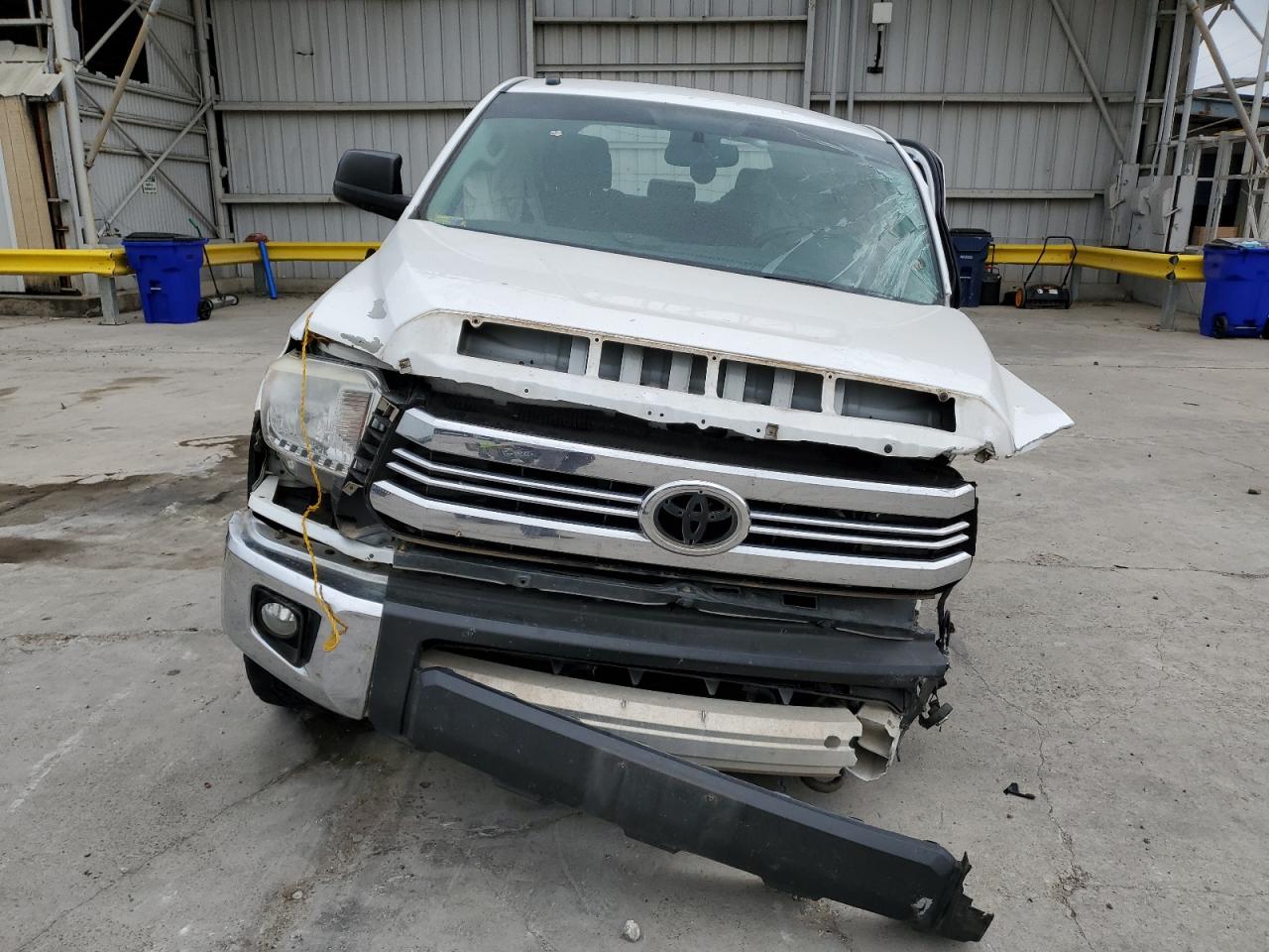 5TFDW5F13HX610930 2017 Toyota Tundra Crewmax Sr5