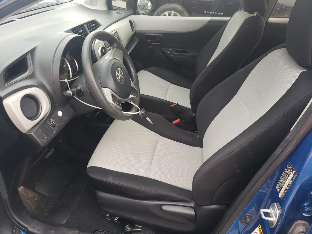 JTDKTUD37DD551097 2013 Toyota Yaris