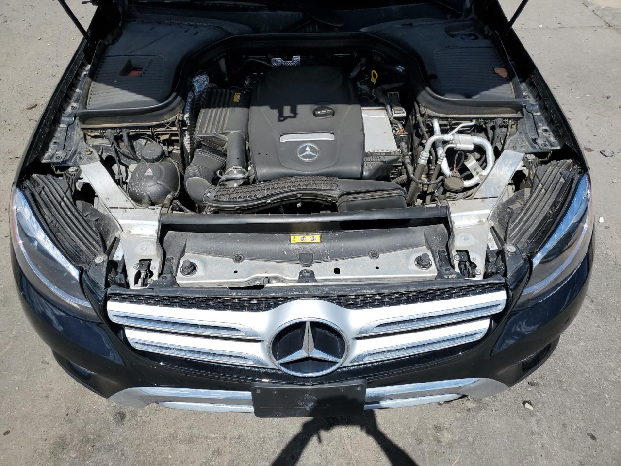 WDC0G4KB5JV043295 2018 Mercedes-Benz Glc 300 4Matic