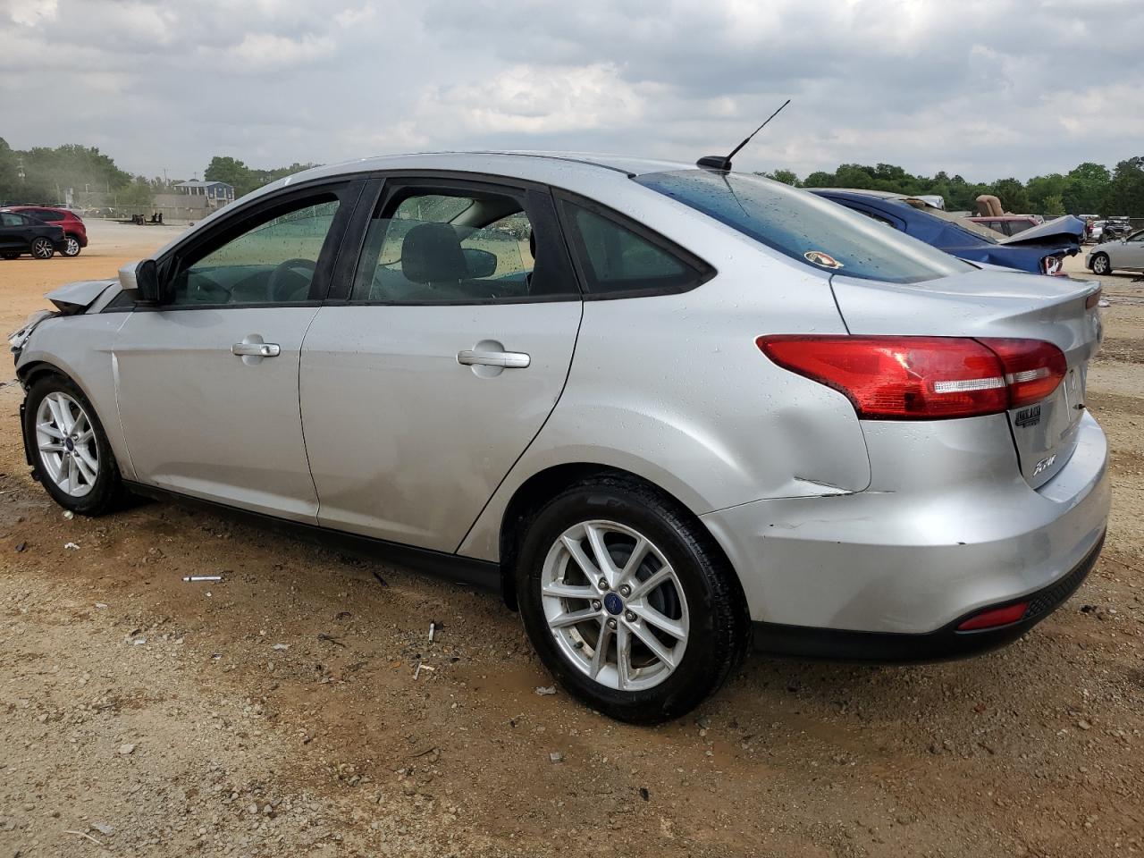 1FADP3F22JL248747 2018 Ford Focus Se