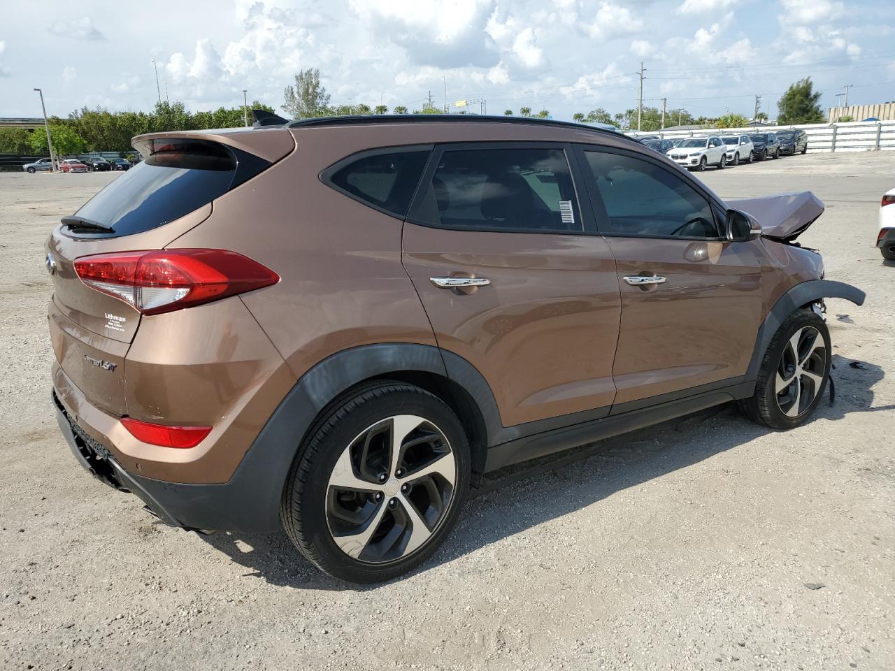 KM8J33A21GU124094 2016 Hyundai Tucson Limited