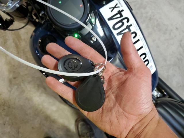 2019 HARLEY-DAVIDSON FLSL 1HD1YDJ28KB030292