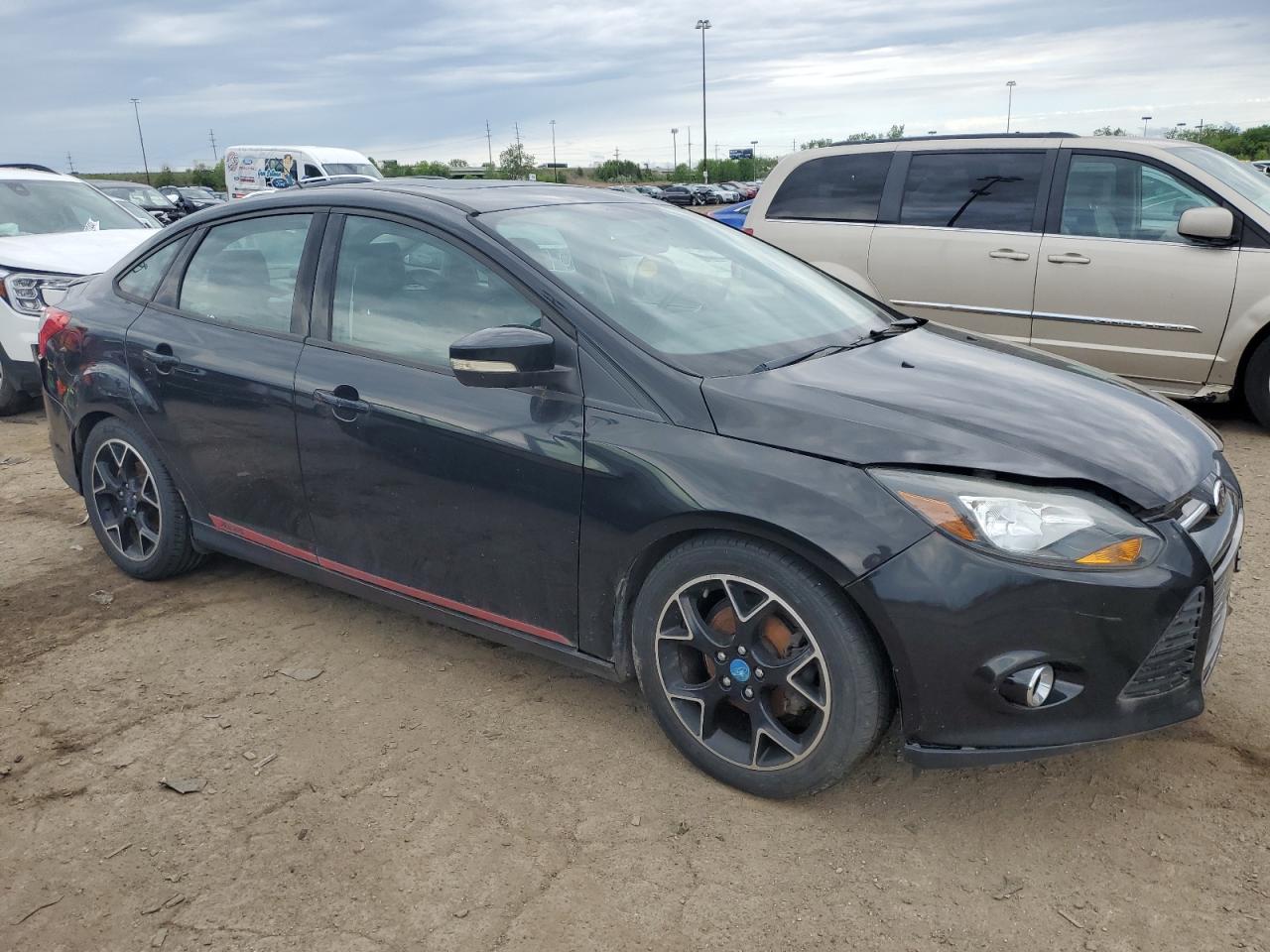 2014 Ford Focus Se vin: 1FADP3F24EL122556