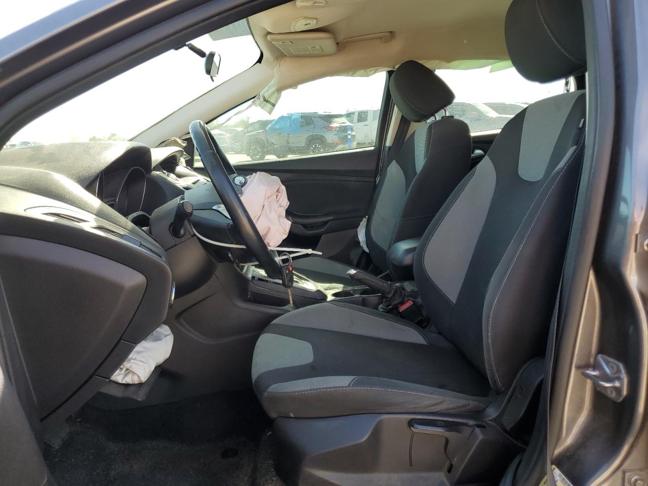 1FADP3F21EL348604 2014 Ford Focus Se