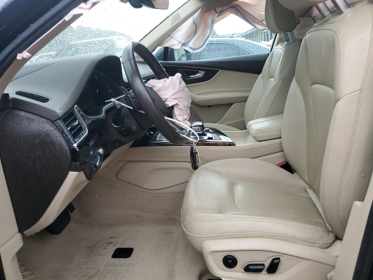 WA1VAAF72JD037858 AUDI Q7 2018
