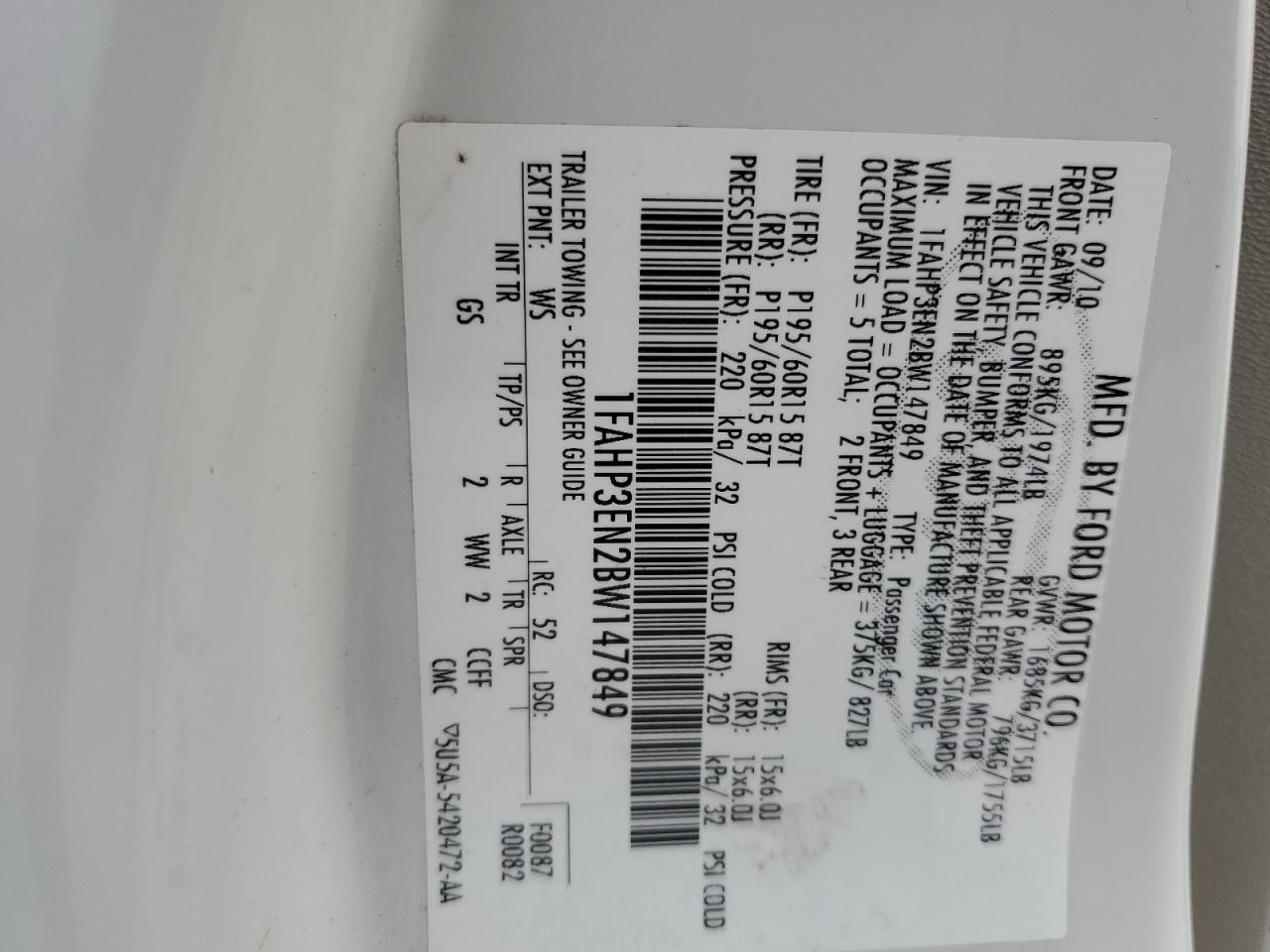 1FAHP3EN2BW147849 2011 Ford Focus S