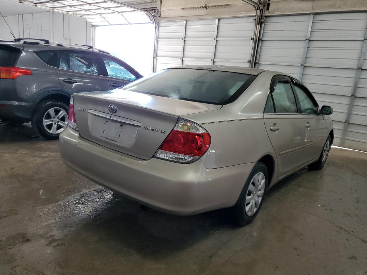 4T1BE32K65U024051 2005 Toyota Camry Le