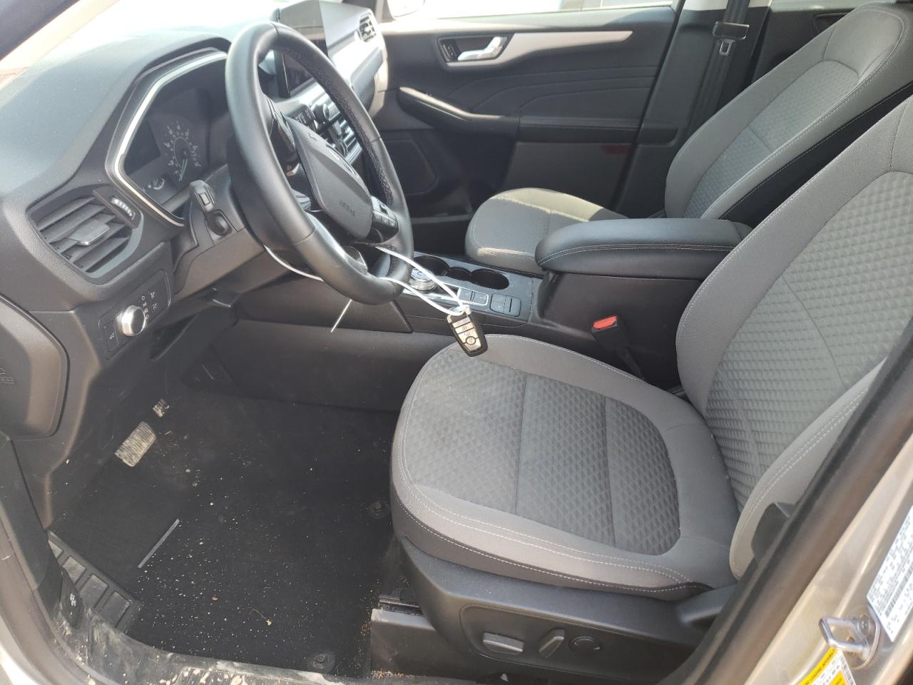 1FMCU9G69MUA97449 2021 Ford Escape Se