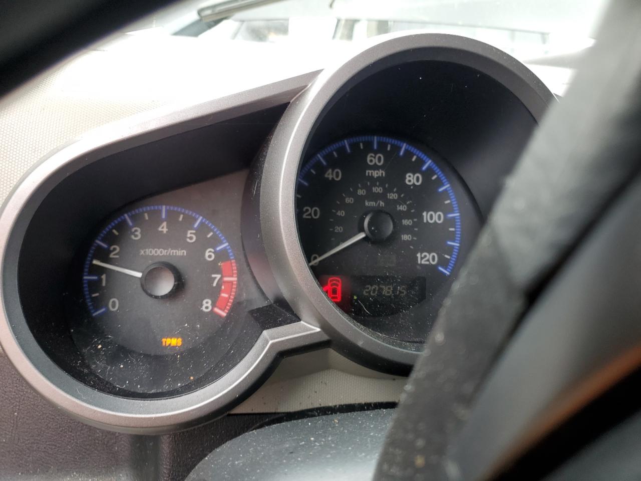 5J6YH1H37BL002310 2011 Honda Element Lx