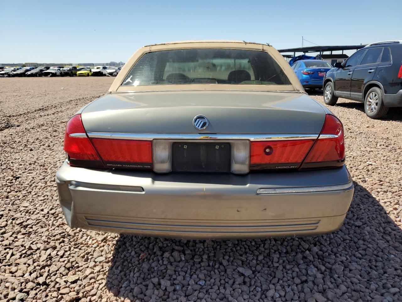 2MEFM74W32X628210 2002 Mercury Grand Marquis Gs