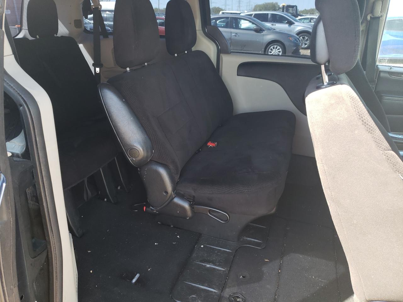 2C4RDGBG4ER161592 2014 Dodge Grand Caravan Se