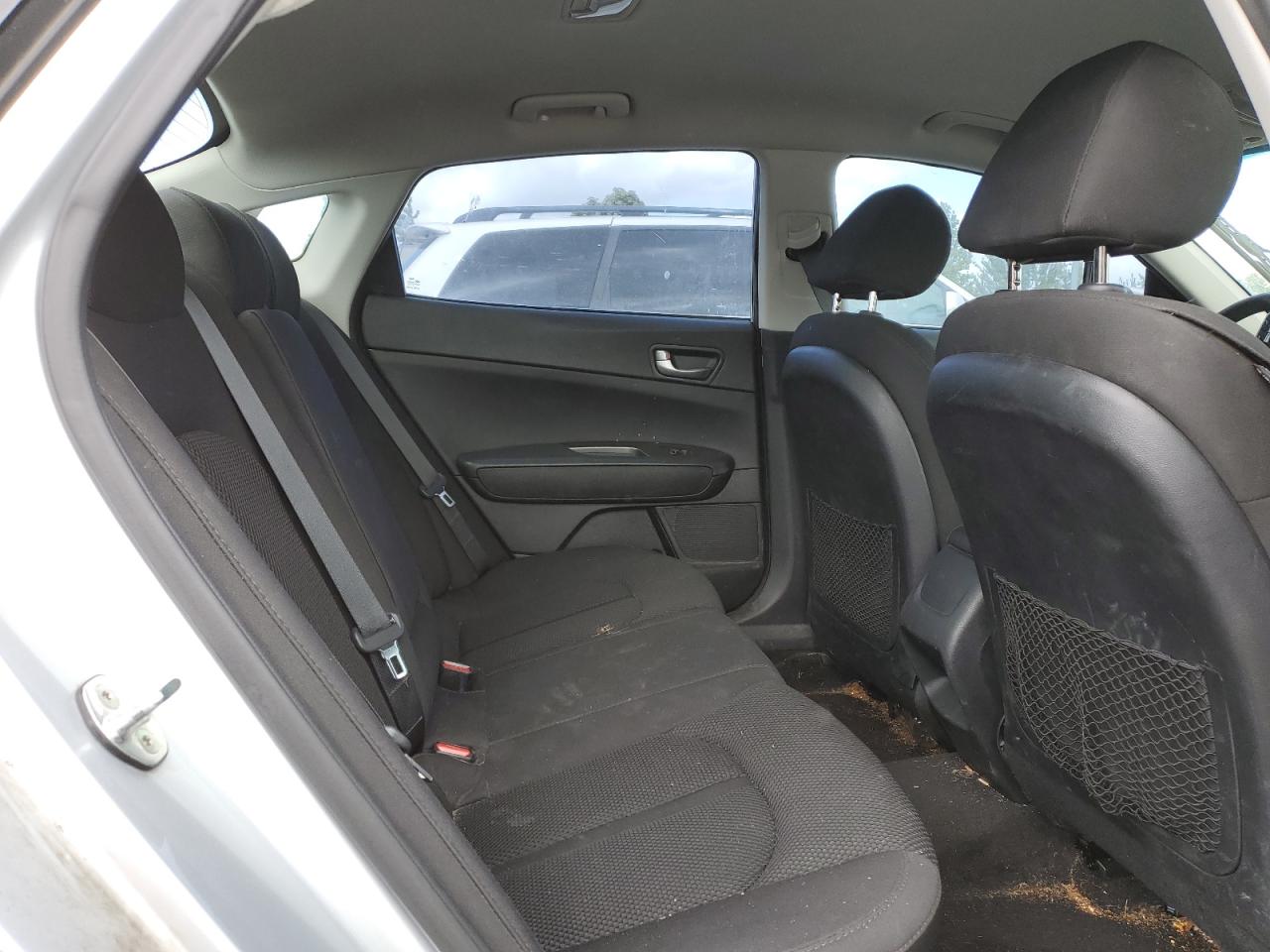 5XXGT4L35KG359171 2019 Kia Optima Lx