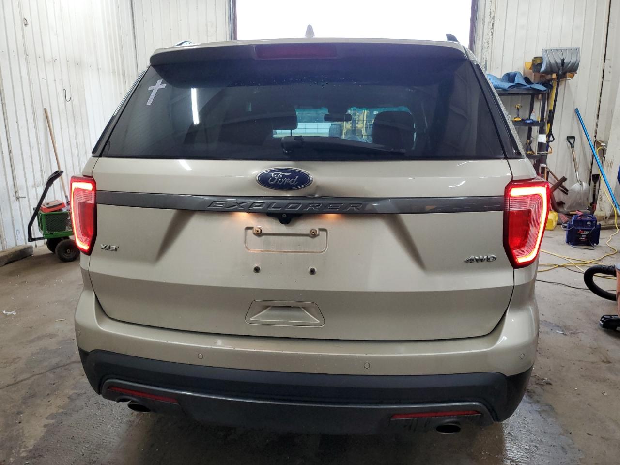 1FM5K8D85HGA93448 FORD EXPLORER 2017