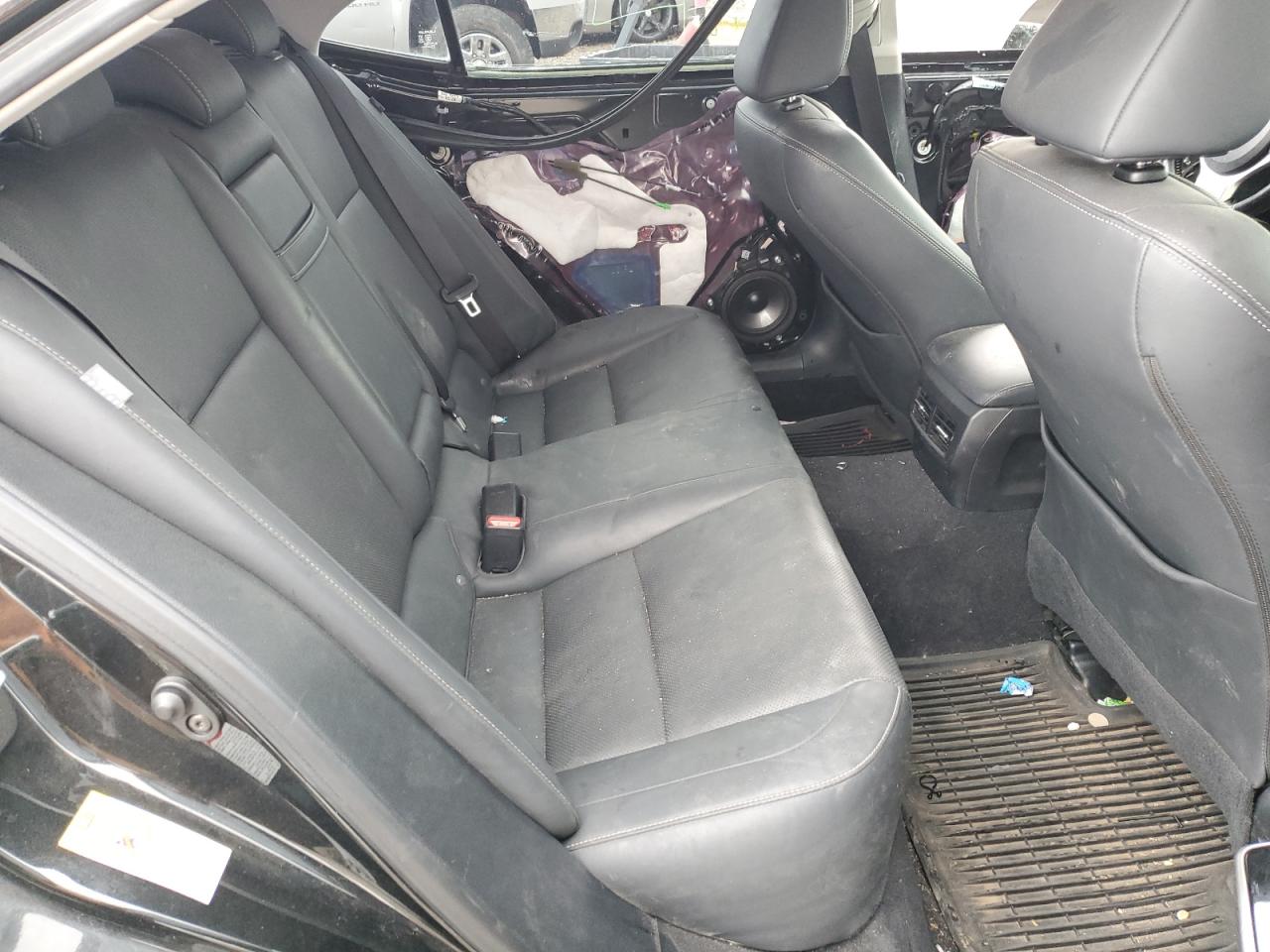 JTHCM1D28H5015670 2017 Lexus Is 300