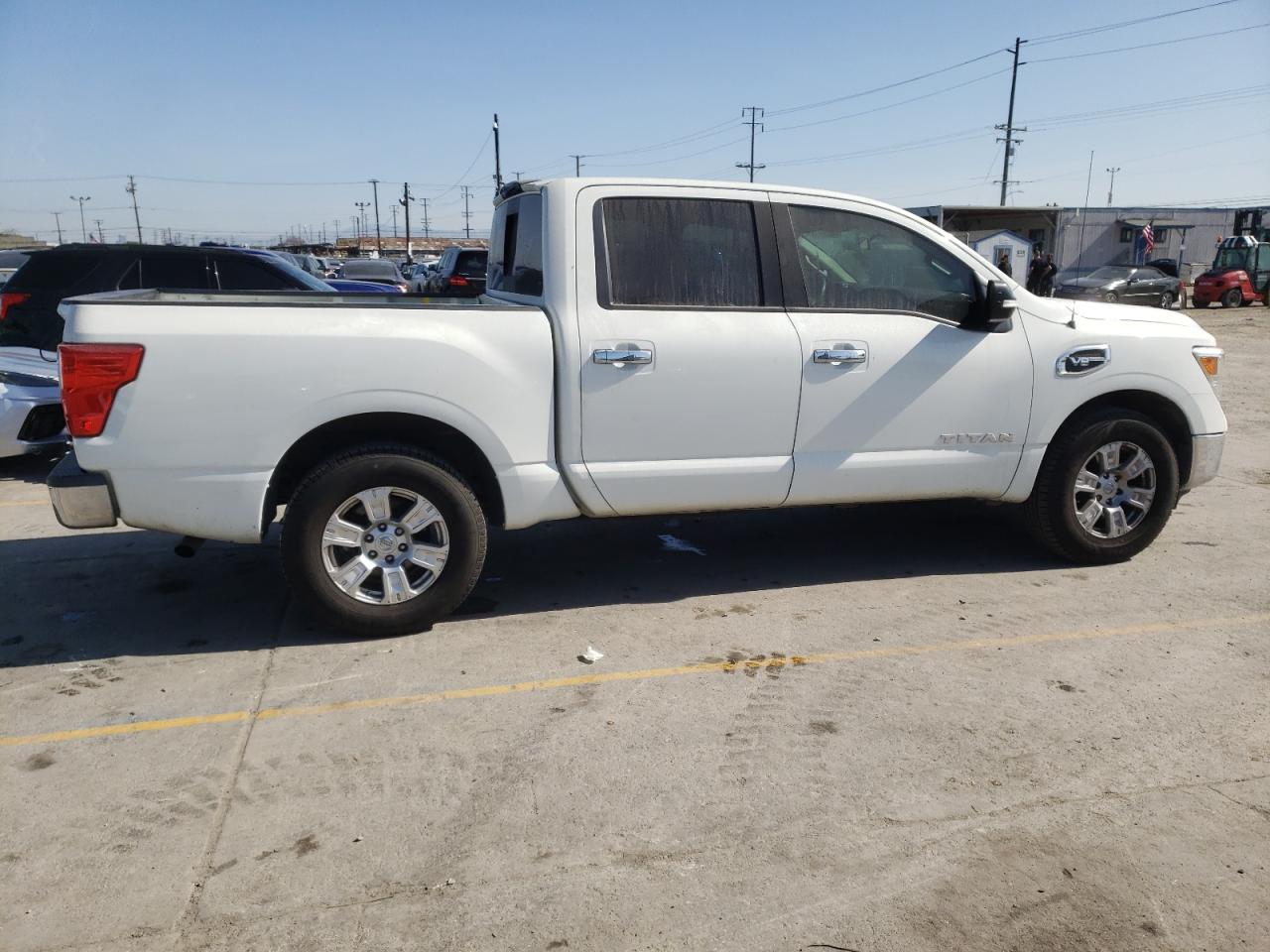 1N6AA1EK4HN512552 2017 Nissan Titan S