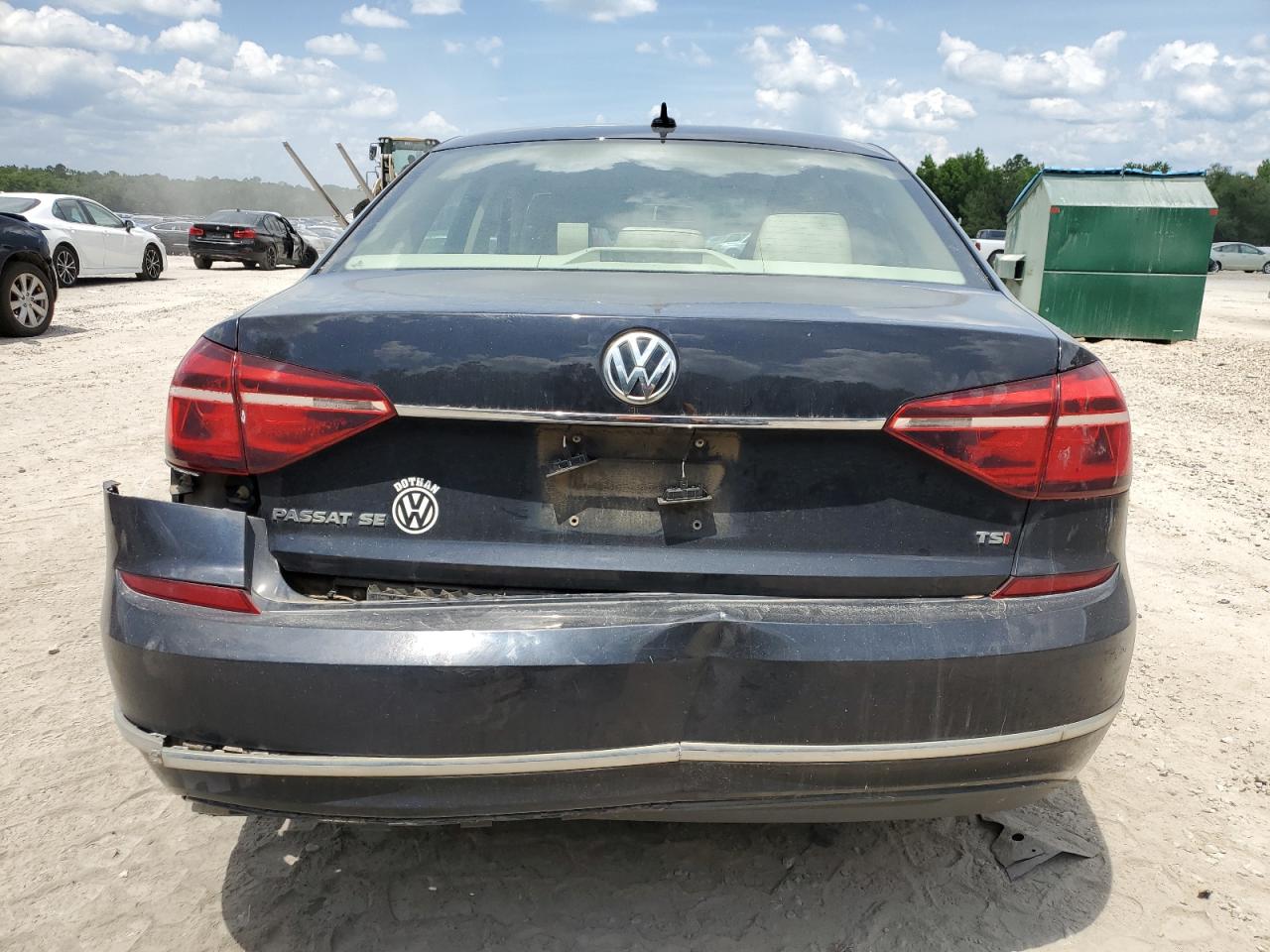 1VWBT7A39HC031868 2017 Volkswagen Passat Se