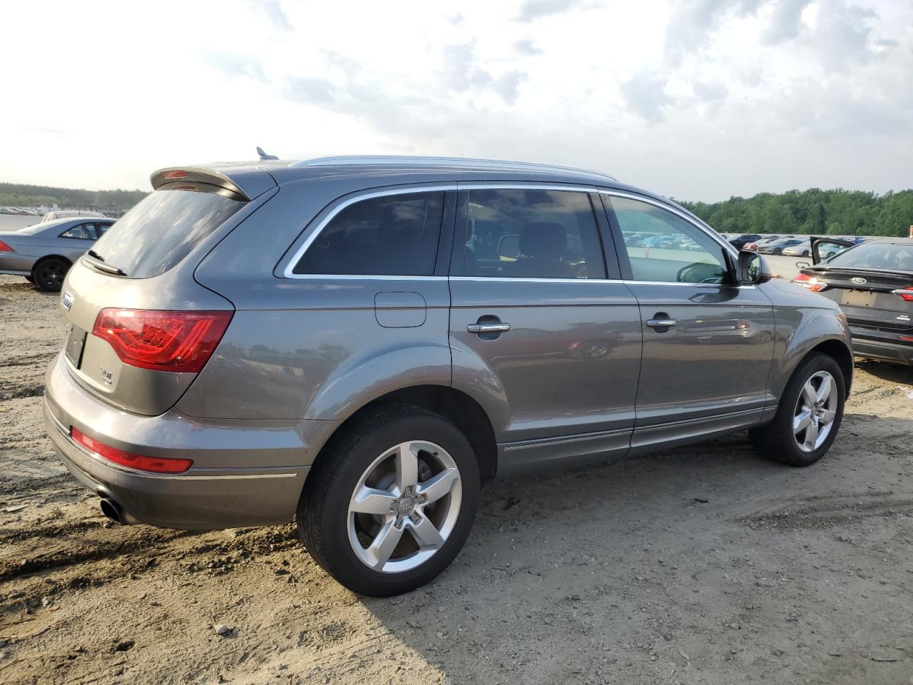 WA1CGAFE1FD027690 2015 Audi Q7 Premium