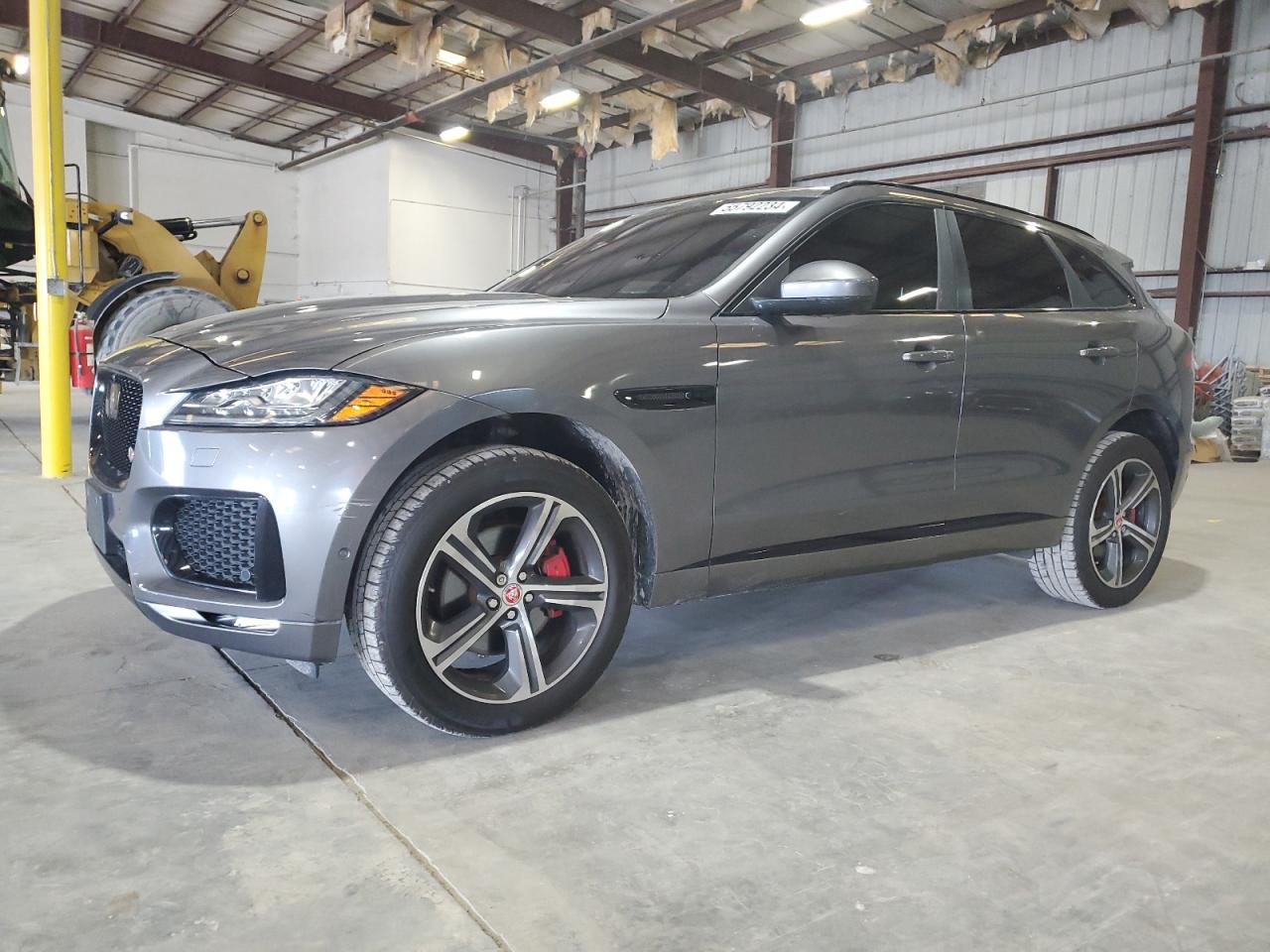 SADCM2BV4HA496369 2017 Jaguar F-Pace S