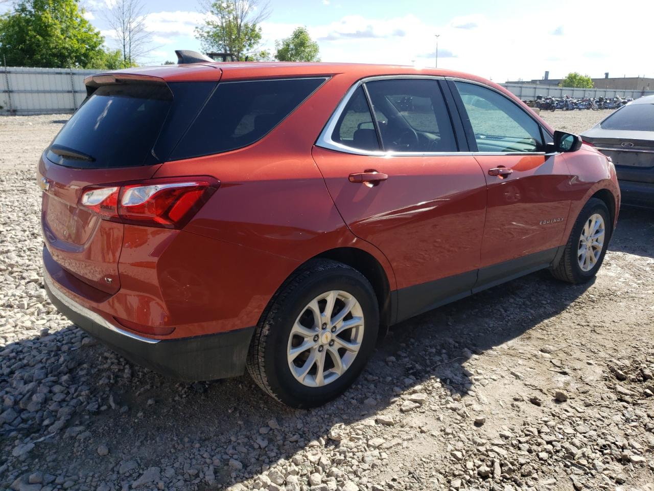 2GNAXKEV2L6110471 2020 Chevrolet Equinox Lt