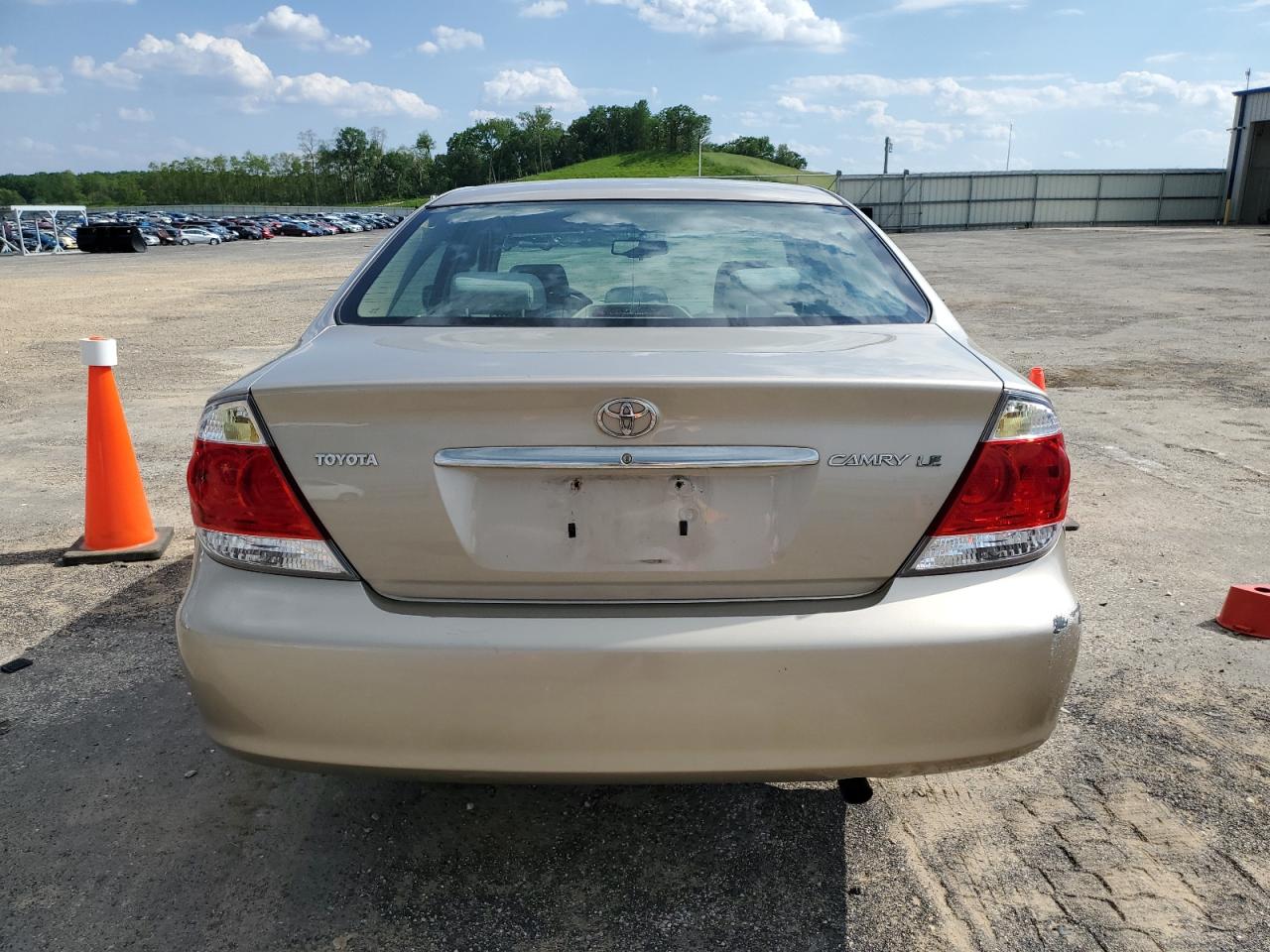 4T1BE32K55U590296 2005 Toyota Camry Le