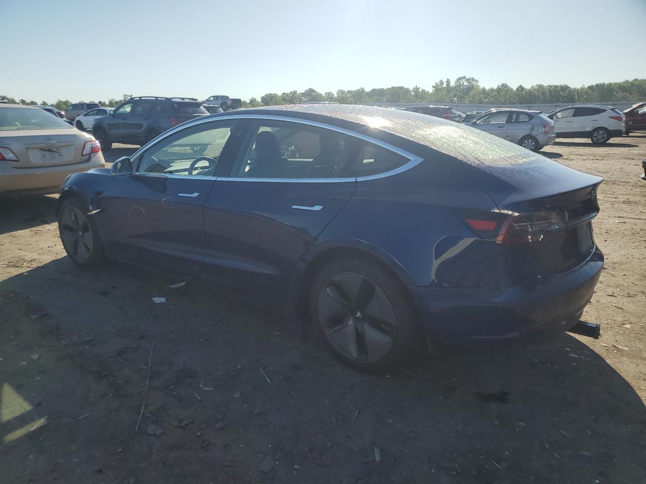 5YJ3E1EB5JF115193 2018 Tesla Model 3