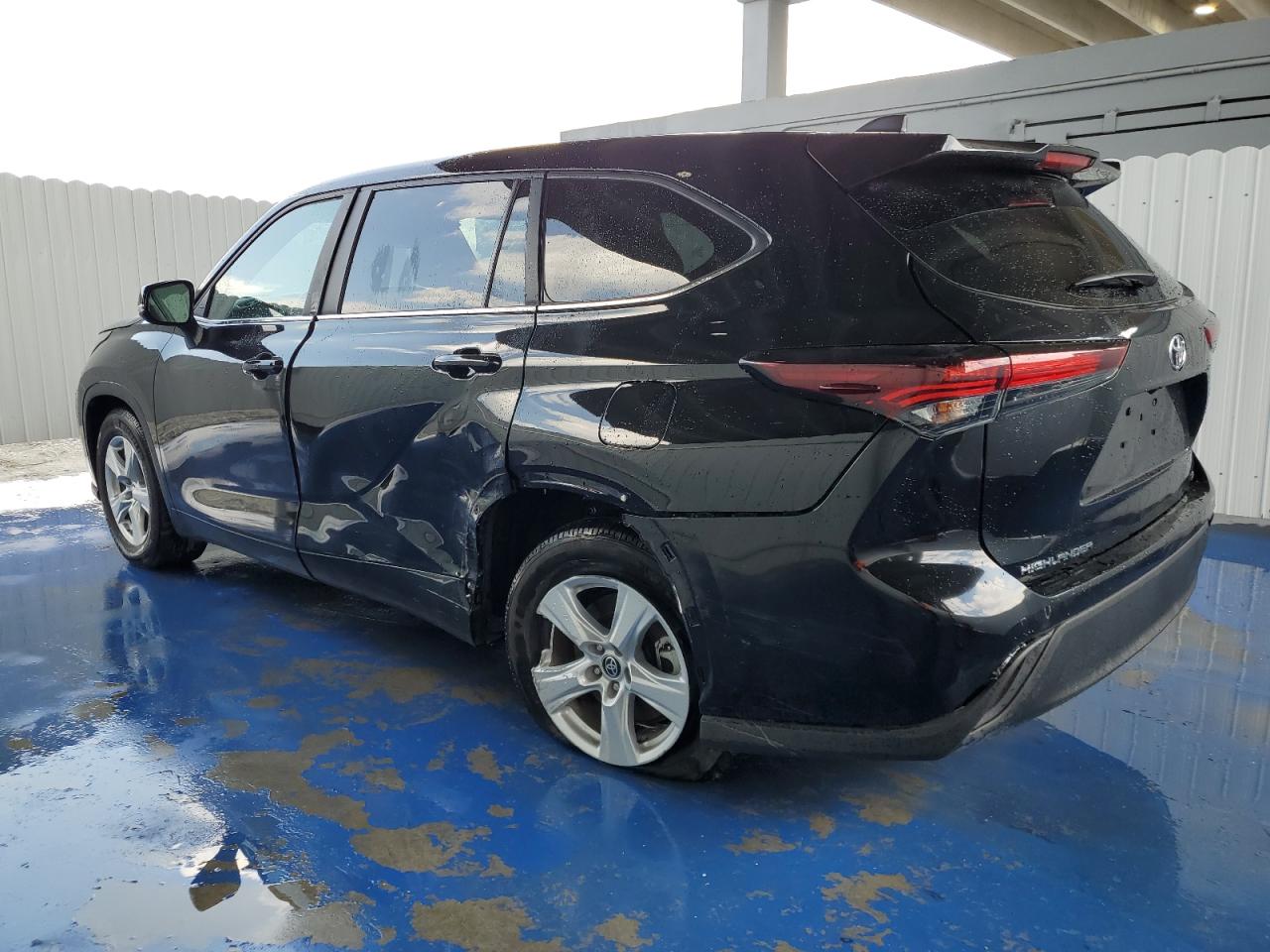 5TDKDRAH8RS050161 2024 Toyota Highlander Le