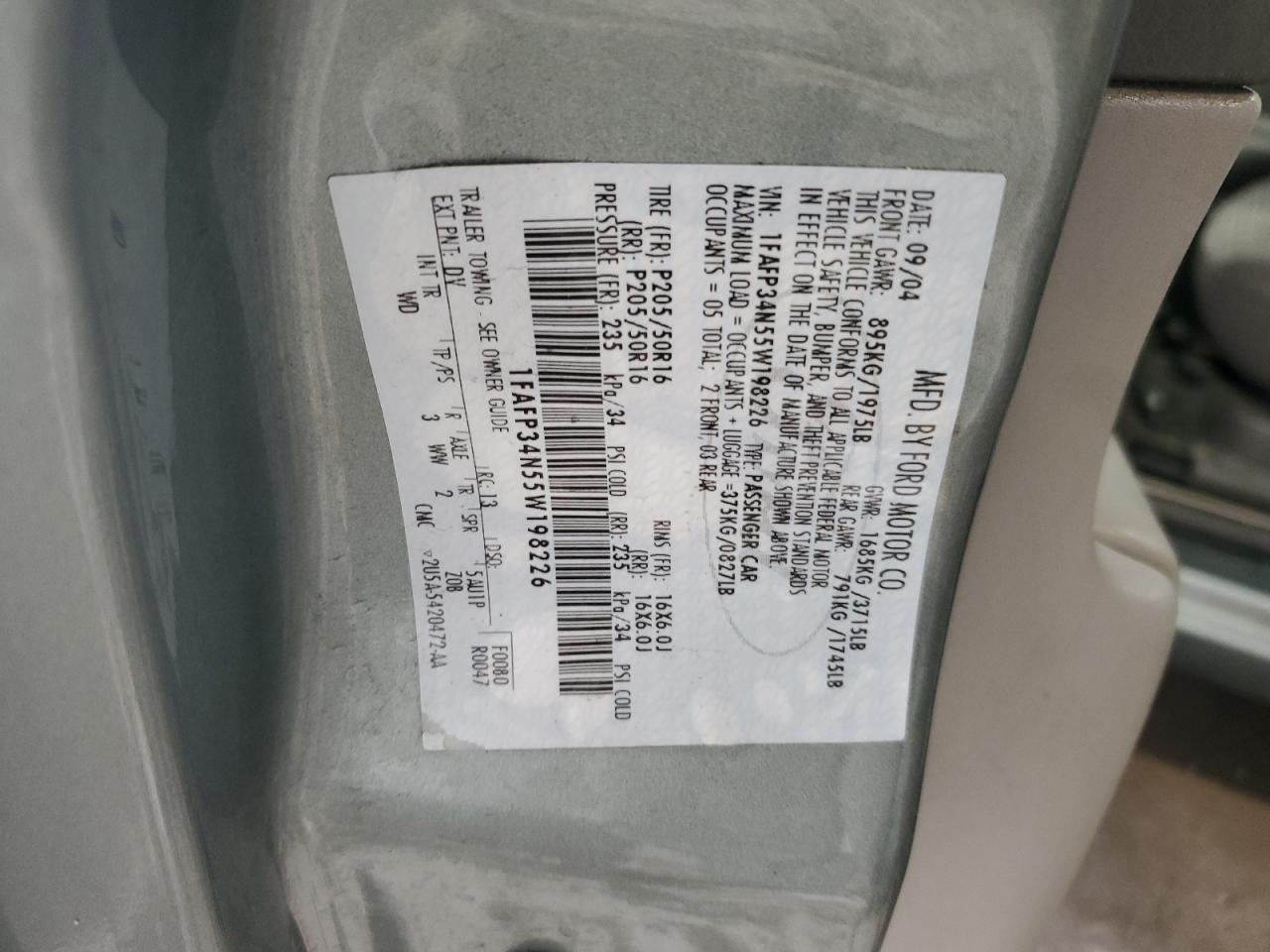 1FAFP34N55W198226 2005 Ford Focus Zx4